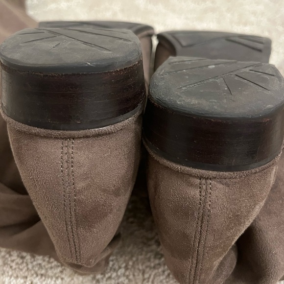 Brown Marc Fischer over the knee boots. Size 9. - Picture 3 of 7